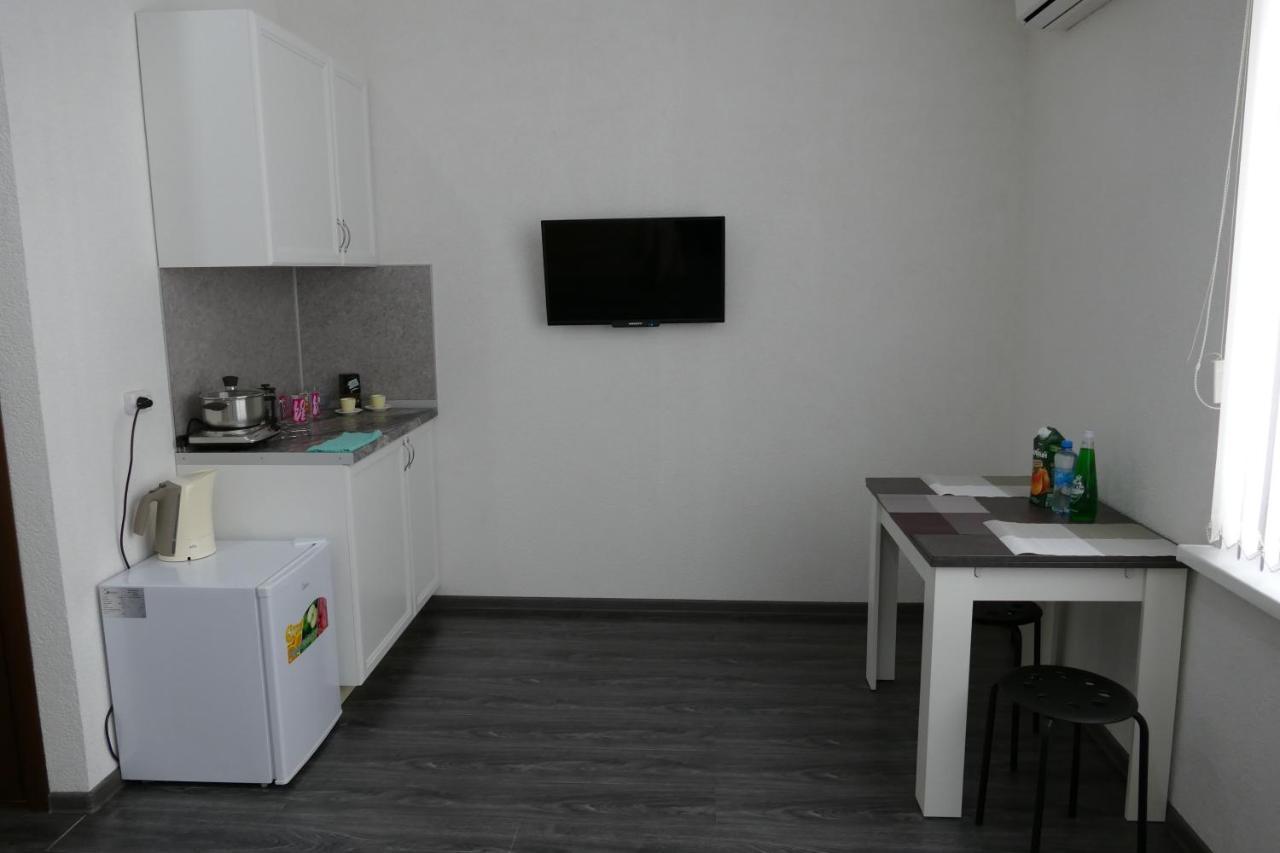 Apartments Na Beregu Sukhumi Bagian luar foto