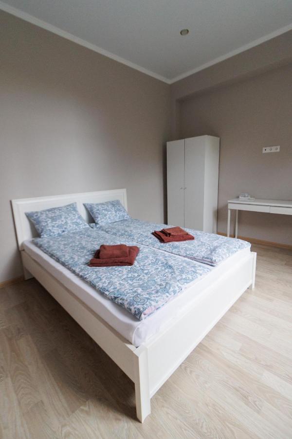 Apartments Na Beregu Sukhumi Bagian luar foto