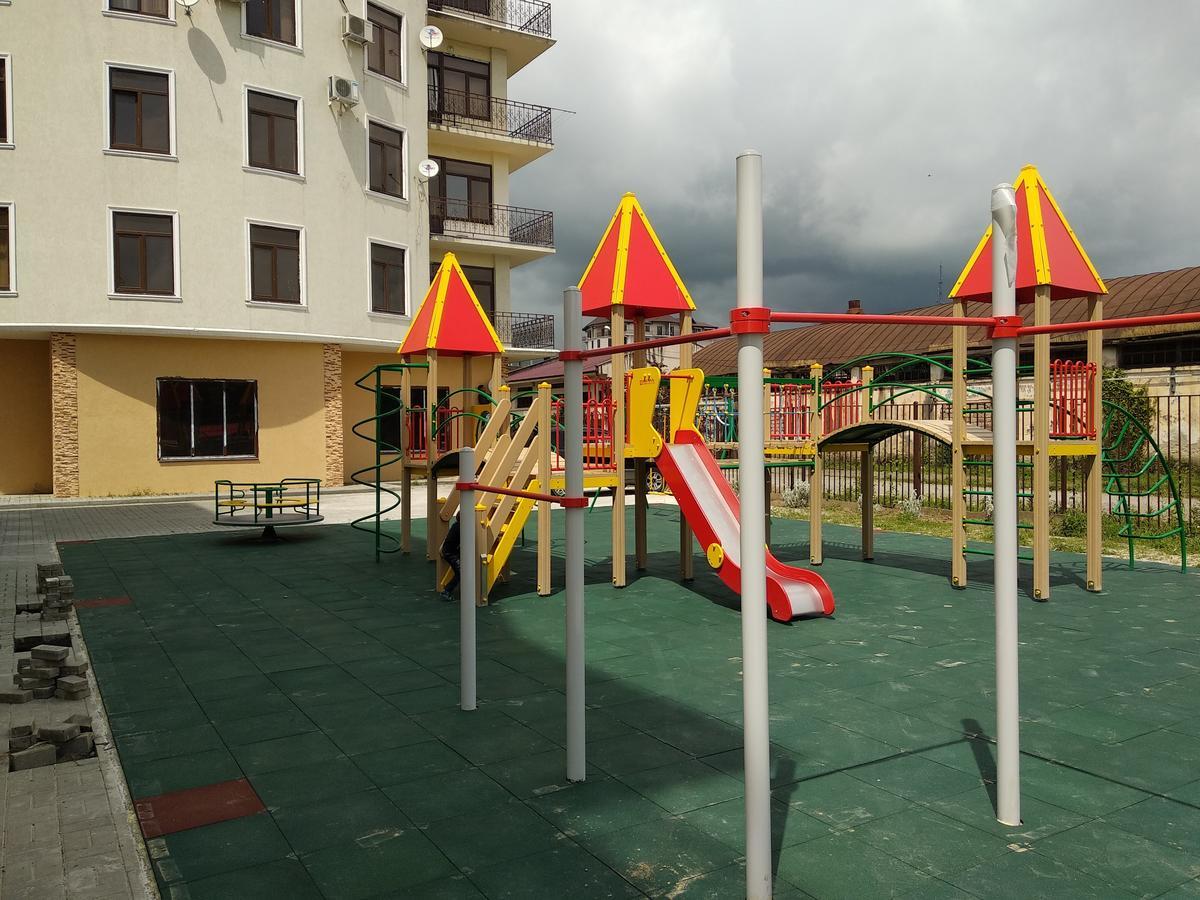 Apartments Na Beregu Sukhumi Bagian luar foto